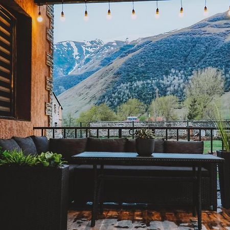 Holiday Home Kazbegi Extérieur photo