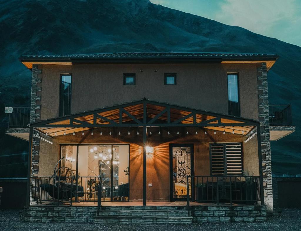 Holiday Home Kazbegi Extérieur photo